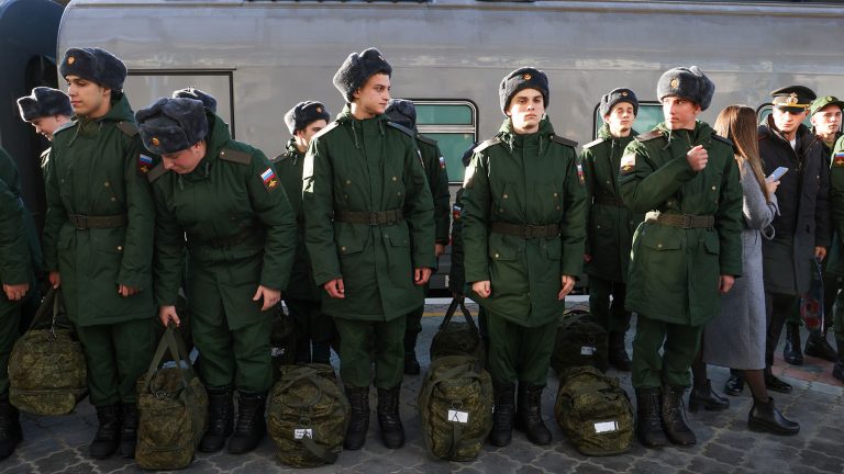 С 1 октября в России стартовал осенний призыв граждан на военную службу