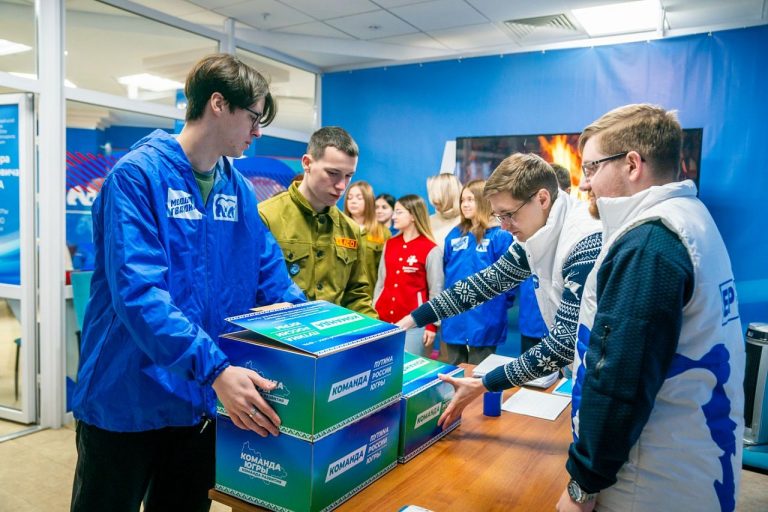 Югра отправляет первую партию подписей в поддержку самовыдвижения Владимира Путина