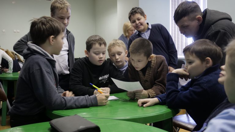 Юные саранпаульцы стали связистами