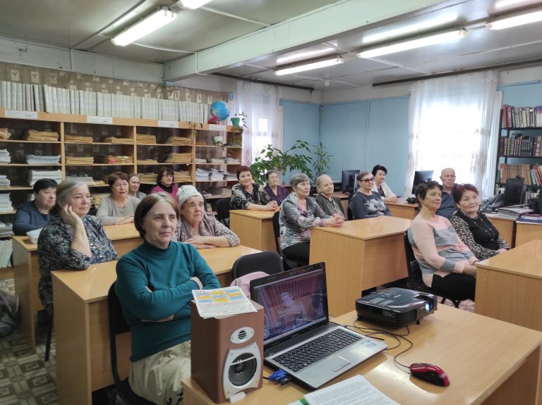 Фатьянова не смолкнут «Соловьи»