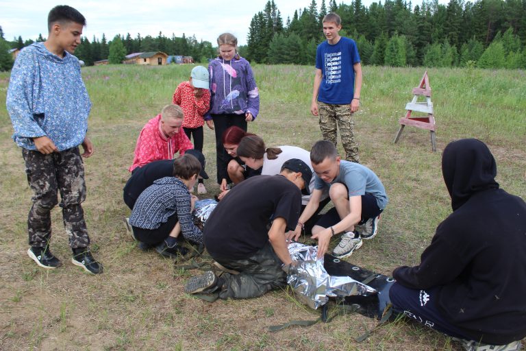 Спортивный день в стойбище «Мань Ускве»: «Веселые каникулы»