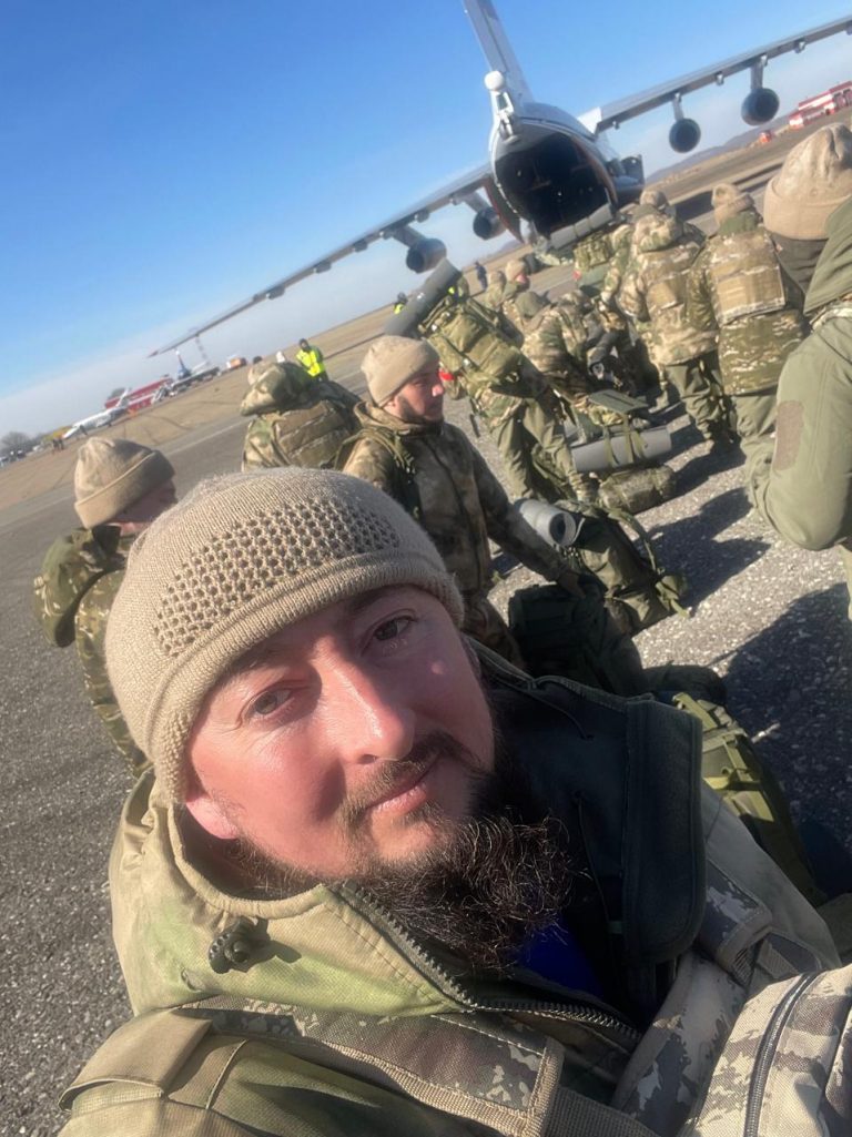 Свои – те, кто рядом