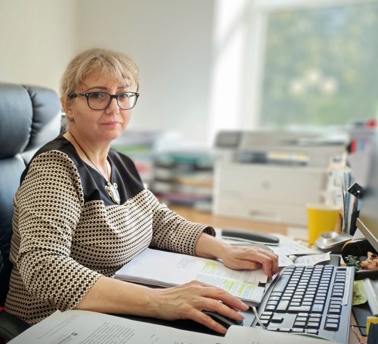 Оксана Хватова: «Оказываем всестороннюю помощь»