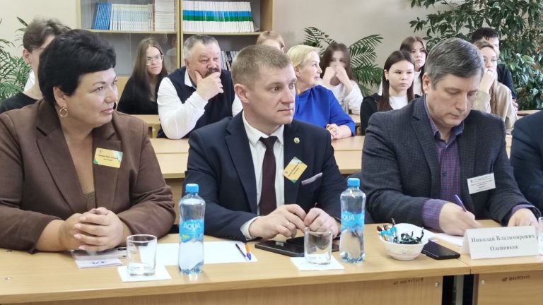 Поездки и встречи — ключ к эффективному диалогу с населением