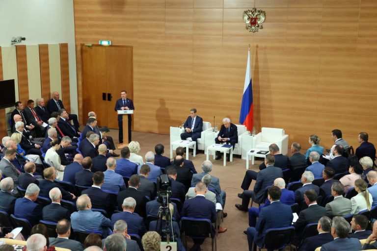 «Единая Россия» подвела итоги работы в весеннюю сессию Госдумы