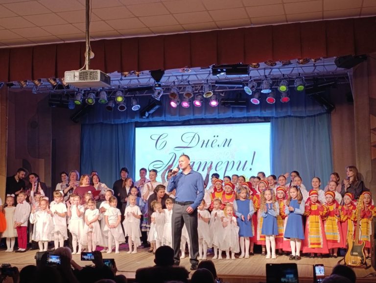 От сердца к сердцу: музыкальные поздравления для дорогих мам