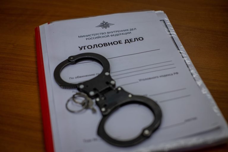 В г. Сургуте иностранный гражданин осужден за незаконный оборот наркотиков
