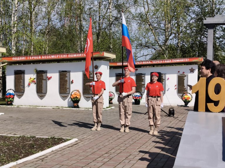 «Юнармии» – 10 лет: новобранцы приняли присягу