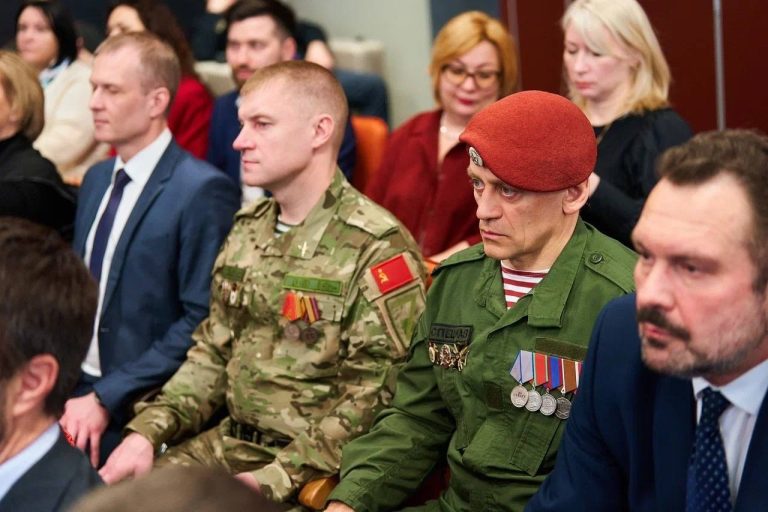 В Югре внесены очередные изменения в законодательство в сфере поддержки участников СВО