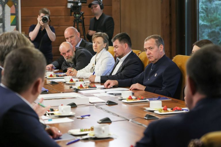 От народных инициатив — к решениям
