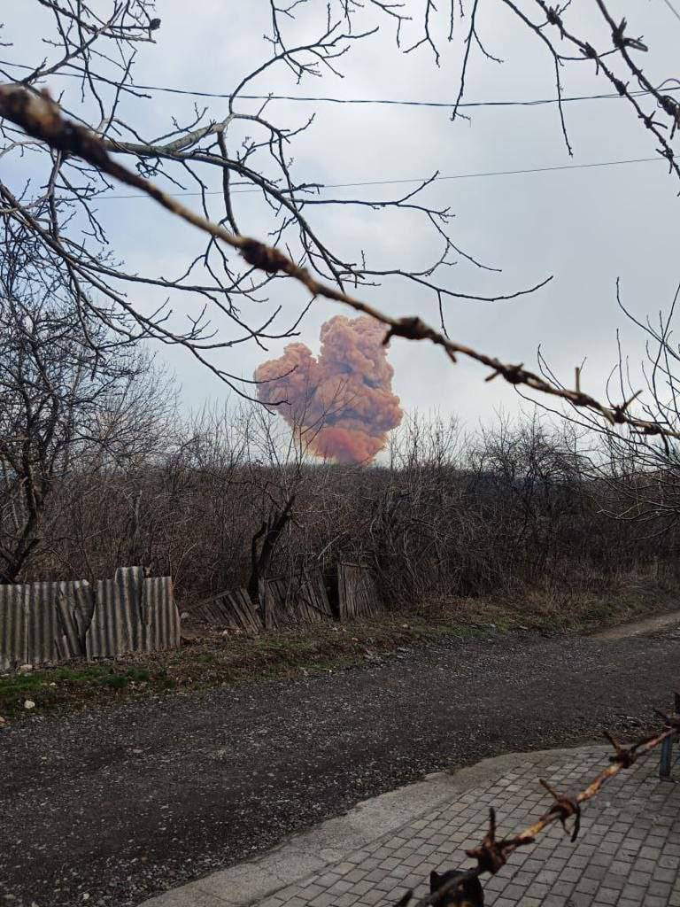 ФЕЙК: российские подразделения взорвали цистерну с азотной кислотой