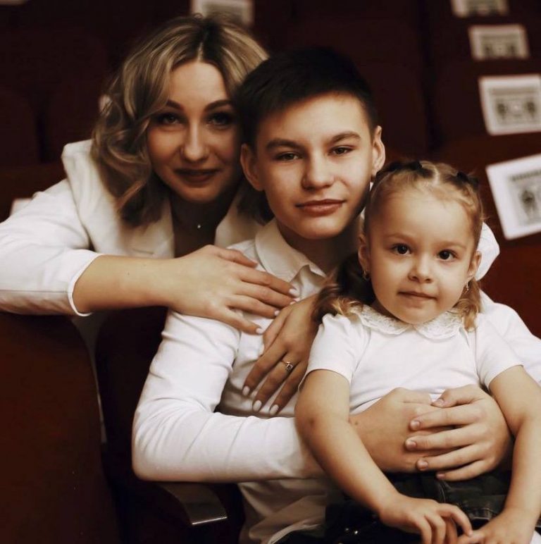 «Загляните в семейный альбом»