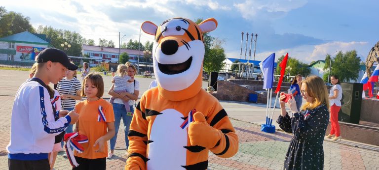 В Березово отметили День государственного флага