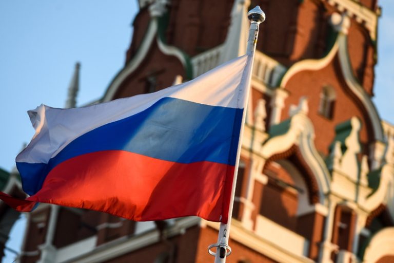 На защиту Донбасса и России