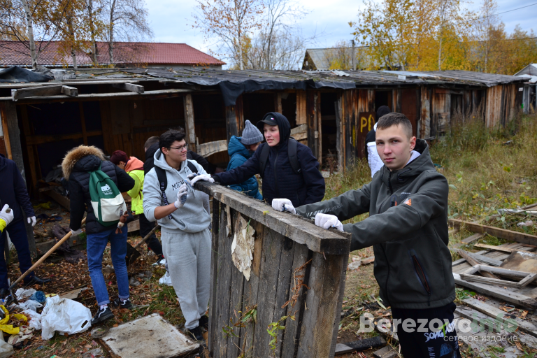 Студенты — за чистый поселок
