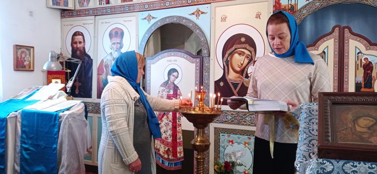 К миру и единству — через молитвы